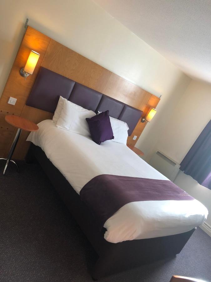 Purple Roomz Preston South Exterior photo