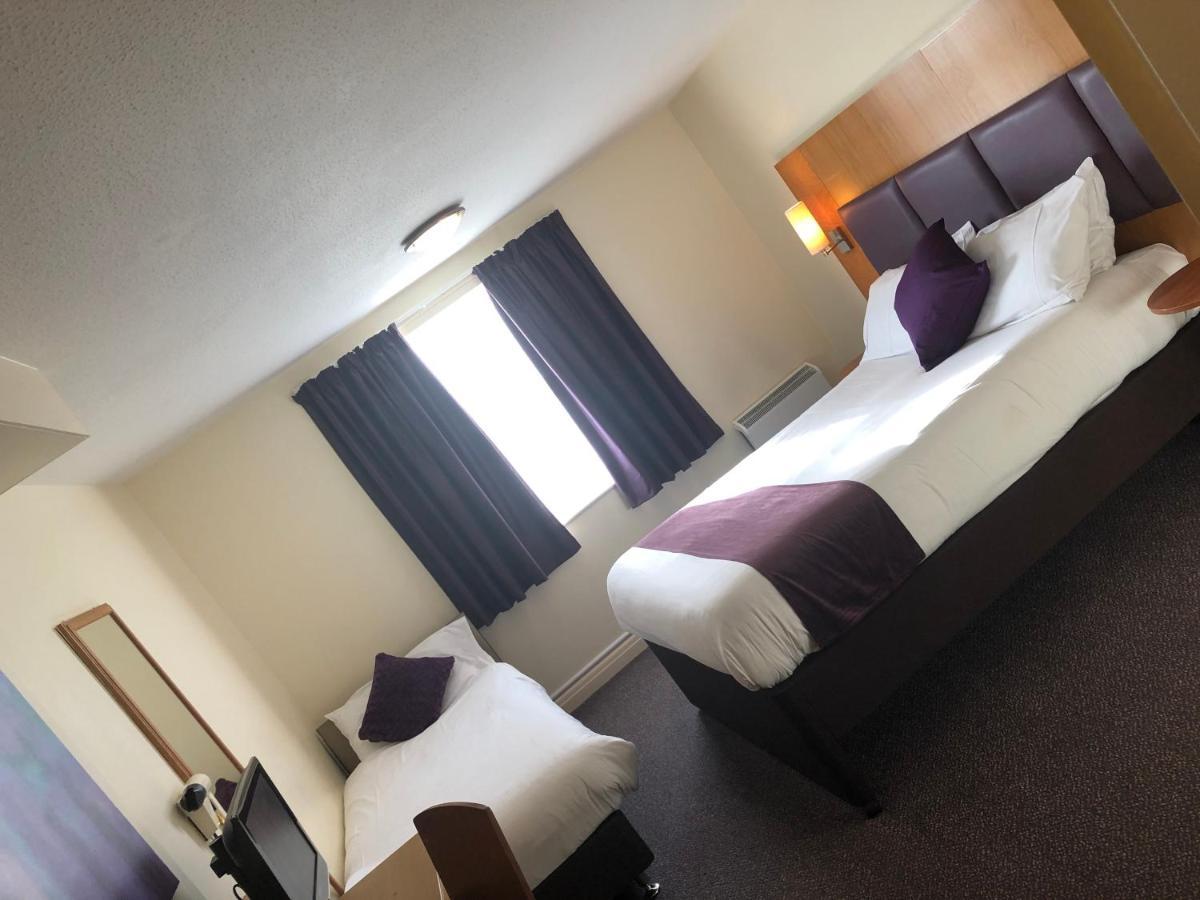 Purple Roomz Preston South Exterior photo