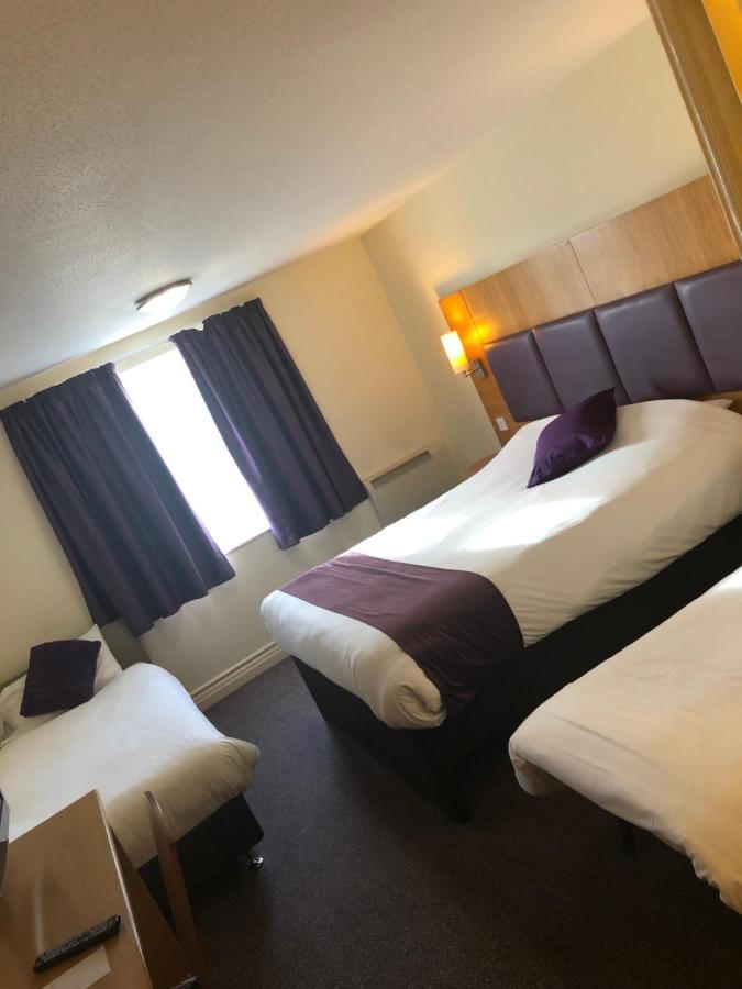 Purple Roomz Preston South Exterior photo