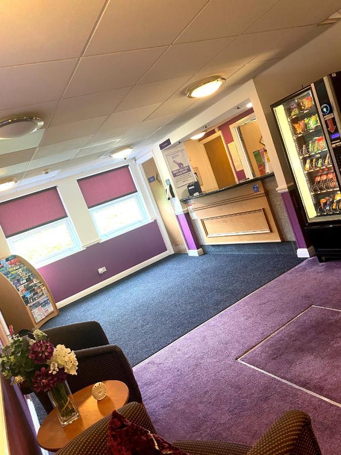 Purple Roomz Preston South Exterior photo